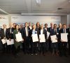 Die 16 Gewinner des KI-Innovationswettbewerbs des BMWi bei der Eröffnung des neuen Forums Digitale Technologien in Berlin. Bildkraftwerk/BMWi