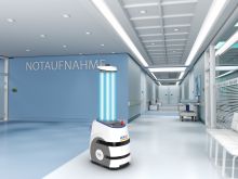 Der UV-C-Desinfektionsroboter namens Hero 21 von ICA Traffic und Omron beim Einsatz im Krankenhaus.