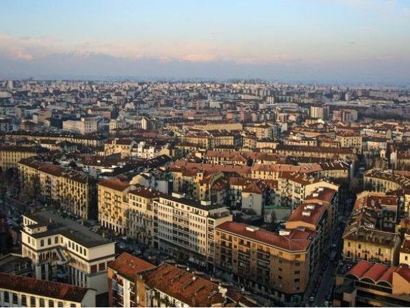 Die Stadt Turin hat sich dem Konzept Smart-City verschrieben und eine Arbeitsgruppe „Sicherheit“ mit der Umsetzung der Torino-Smart-Roads-Initiative betraut.